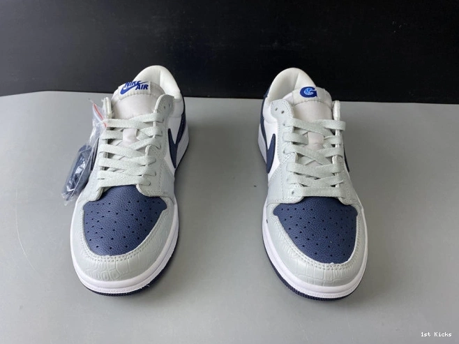 1st Kicks 1 CW8576-200 Navy Grey Blue Jordan Air 0821